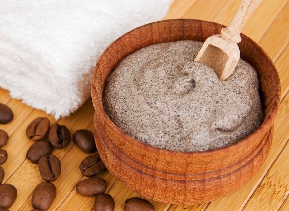 Советую делать кофейную маску для волос каждую неделю - только тогда увидите результат!