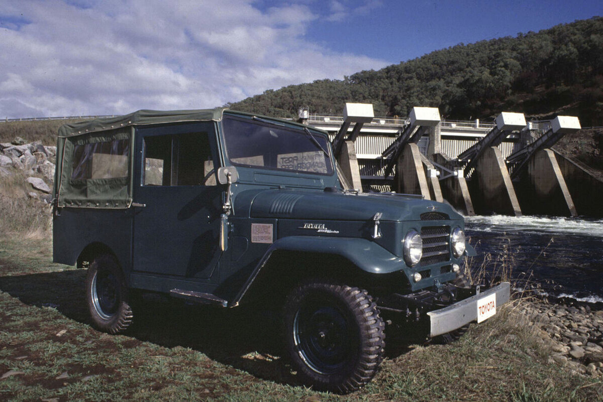 Ветеран: Land Cruiser 1950-х годов