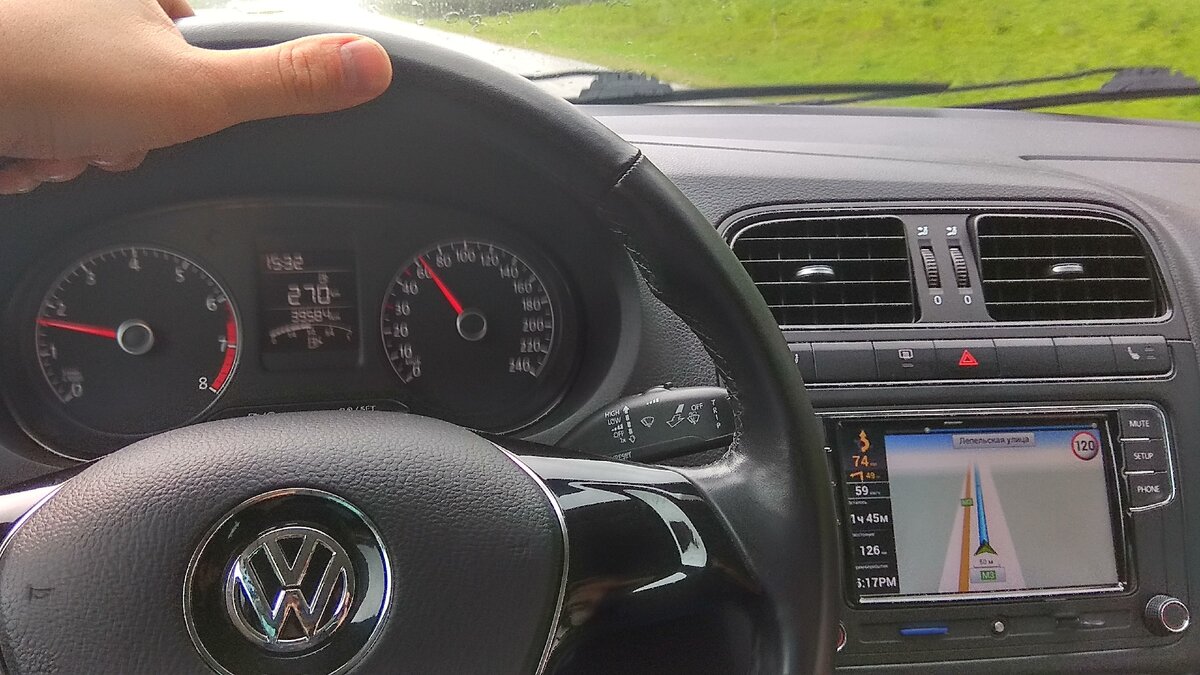 Установка магнитолы RCD330 Plus GPS в VW Polo Sedan