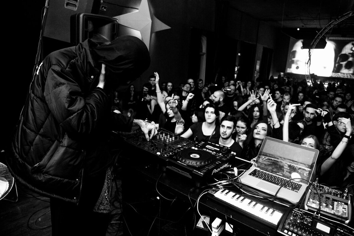 Вечеринка Ведьмин дом 2015 в прогрессивном клубе "Море"