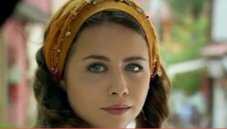 Турецкий сериал «Одинокие сердца»