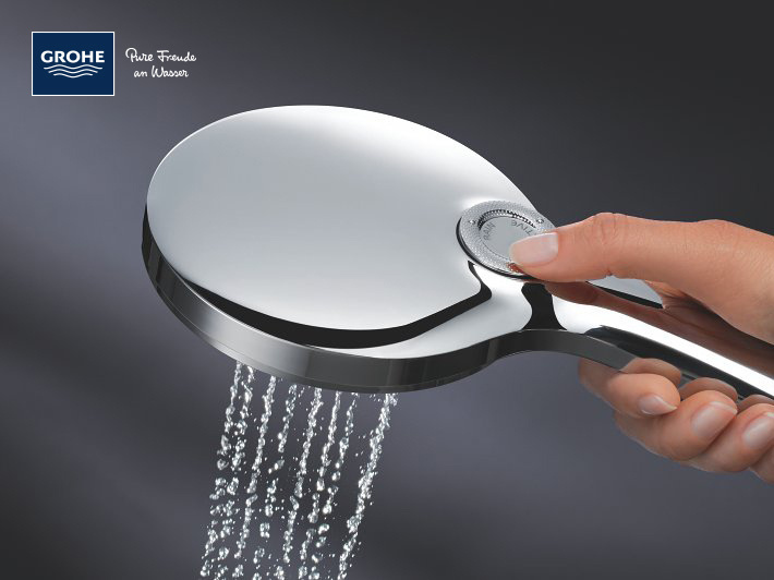 Ручной душ GROHE, модель Rainshower SmartActive