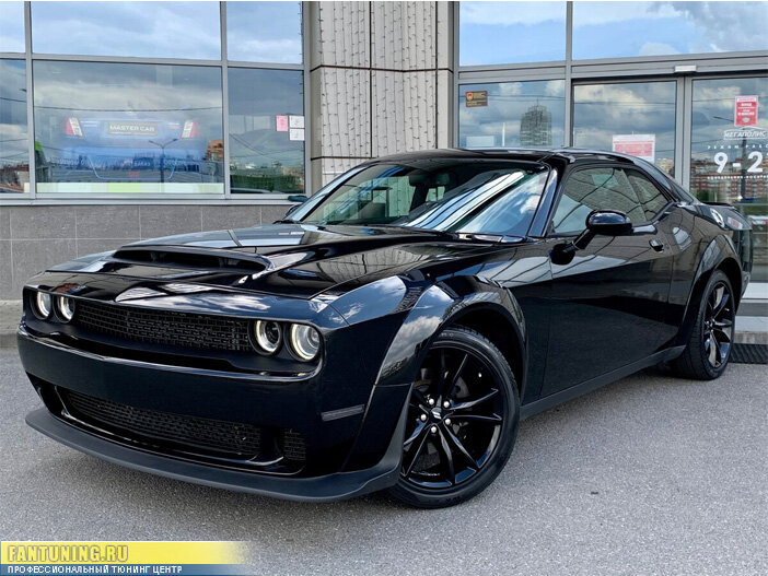 Самый экстремальный Dodge Challenger оказался быстрее Bugatti