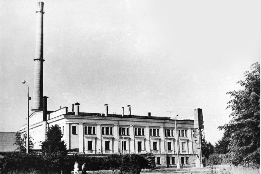 Первая в мире атомная электростанция