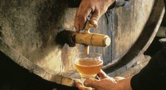 Источник: https://kulinarka-tv.ru/produkty-i-napitki/srok-godnosti-medovuhi.html