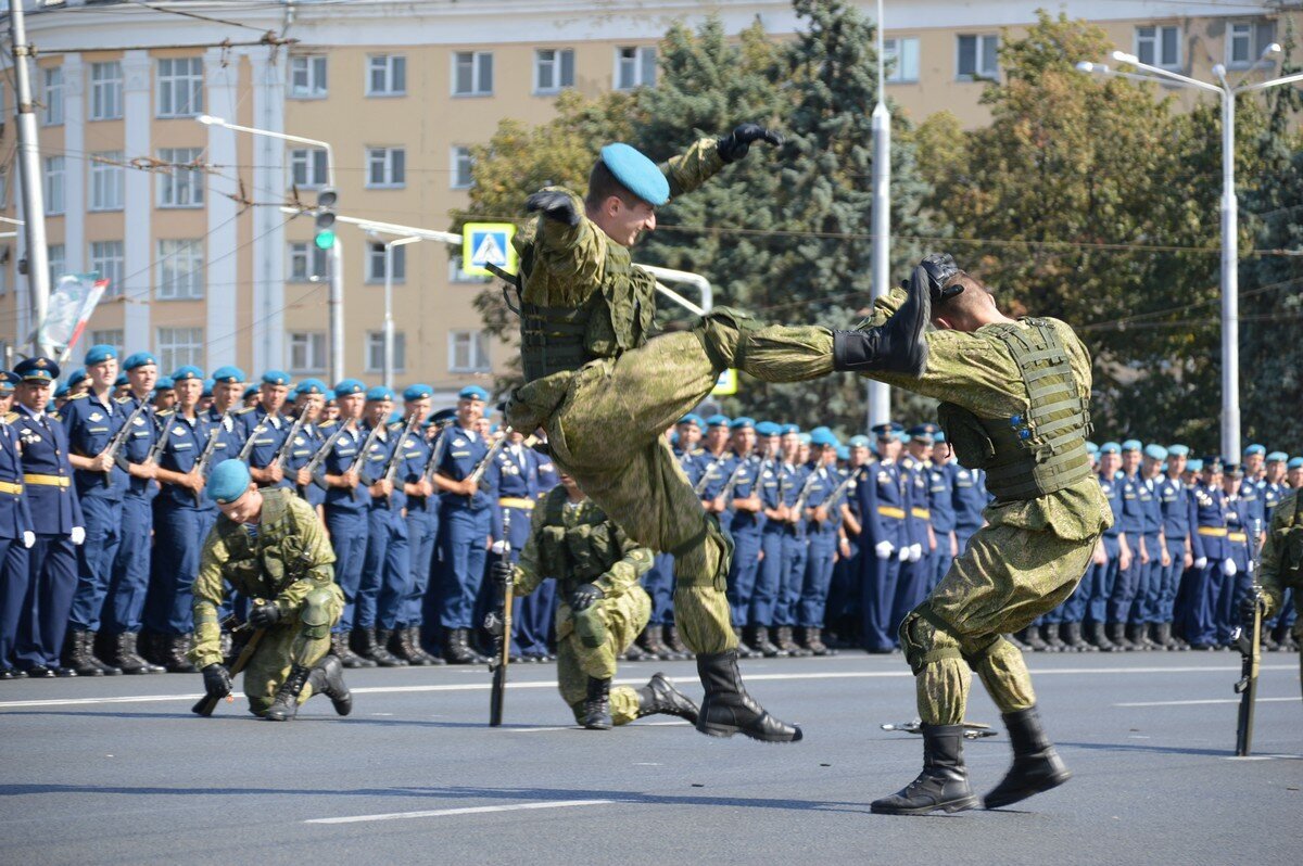 Рязанское десантное училище фото