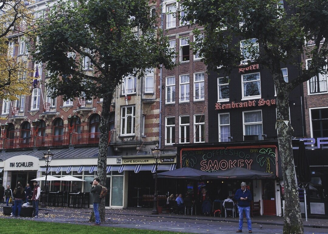 Rembrandt Square в Амстердаме