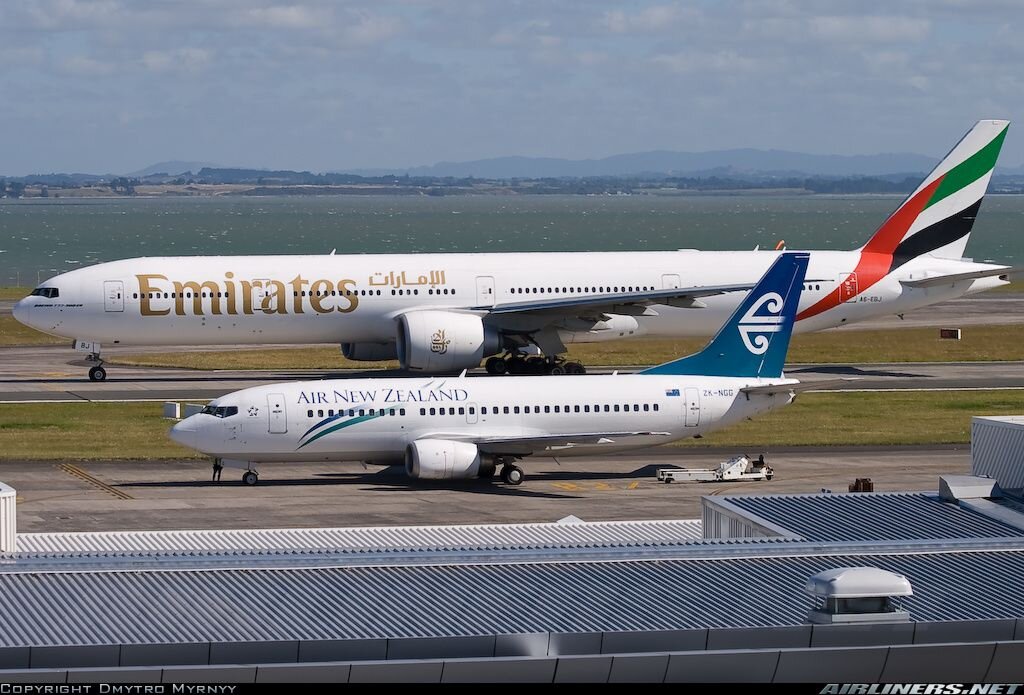 Такой самолёт очень сильно давил по количеству мест ,такие гиганты как Boing747 и Airbus a380 встали под вопрос а нужны ли они ведь их тяжело обслуживать и они ну уж слишком огромные и если 747 для грузовых перевозок остался самым лучшим то вот а 380 испытал большие проблемы, к тому же Boing 777 был намного экономичнее чем два этих четырех двигательных гиганта к тому их готов принять не каждый даже из больших аэропортов . К тому же Boing 777 считается одним из самых безопасных самолётов в мире . Самолёт имеет несколько прозвищ. Самое популярное – Три топора. Иногда ещё самолёт называют «легенда неба», «трипле севен», «три семерки», «Т7». В 2003 году впервые на этом типе судов пассажирам стали предлагать электронные журналы, вместо бумажных.Самолёт может лететь без посадки 18 часов.
В салоне предусмотрены специальные места для отдыха экипажа. Обычно это несколько кроватей и кресел.
 На некоторых моделях Боинг-777 в целях экономии места для отдыха экипажа расположены между багажными полками и фюзеляжем.