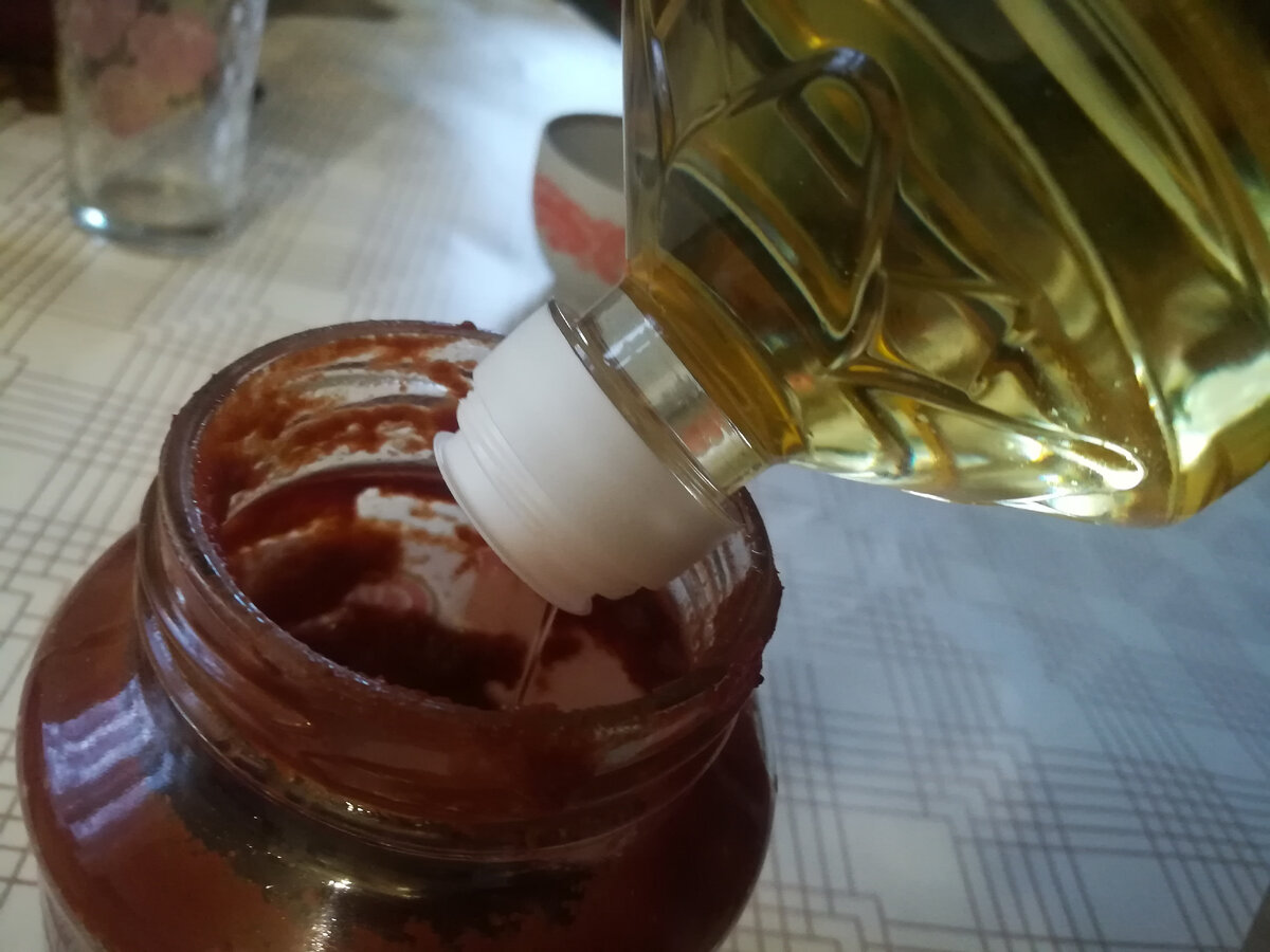 Струйка масла из предыдущего лайфхака.