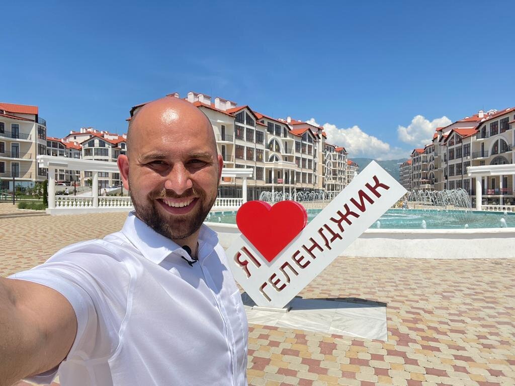 Фонтан на территории ЖК Черноморский-2. Лето 2021 год.
