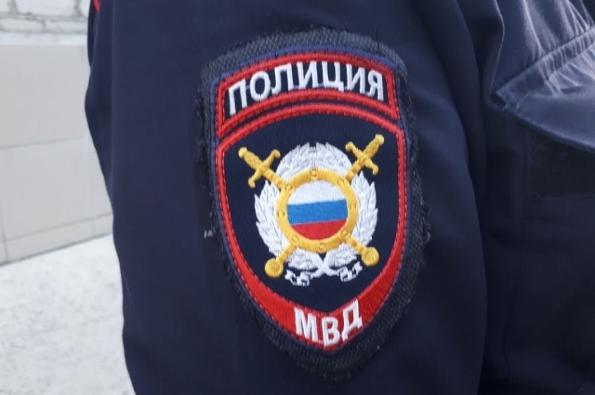   Тюменские полицейские нашли женщину, которая дала малышу в коляске вейп