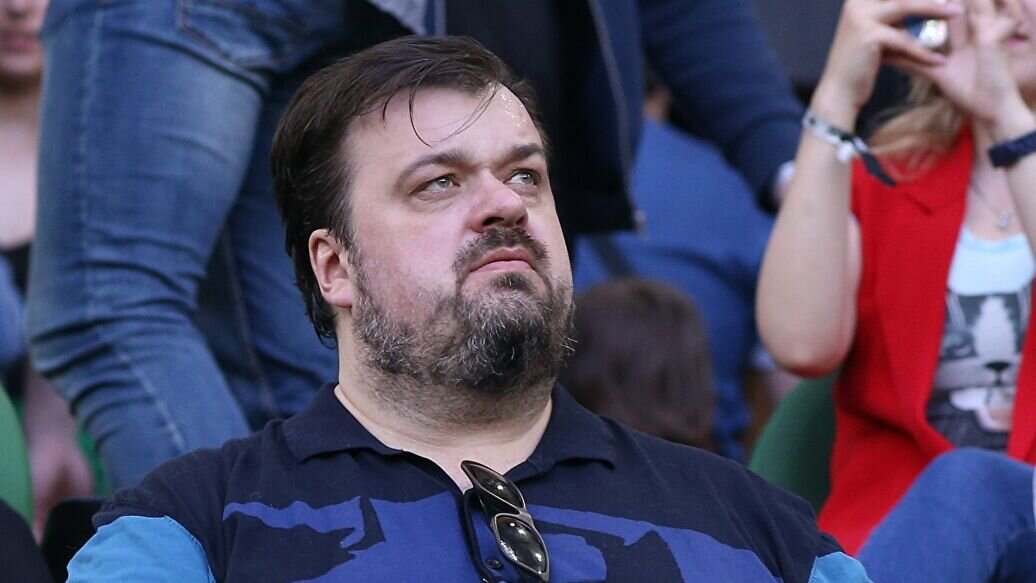 Василий Уткин.