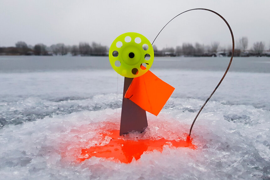 Где ставить жерлицы на щуку зимой на озере? Найдите лучшие места для рыбалки!