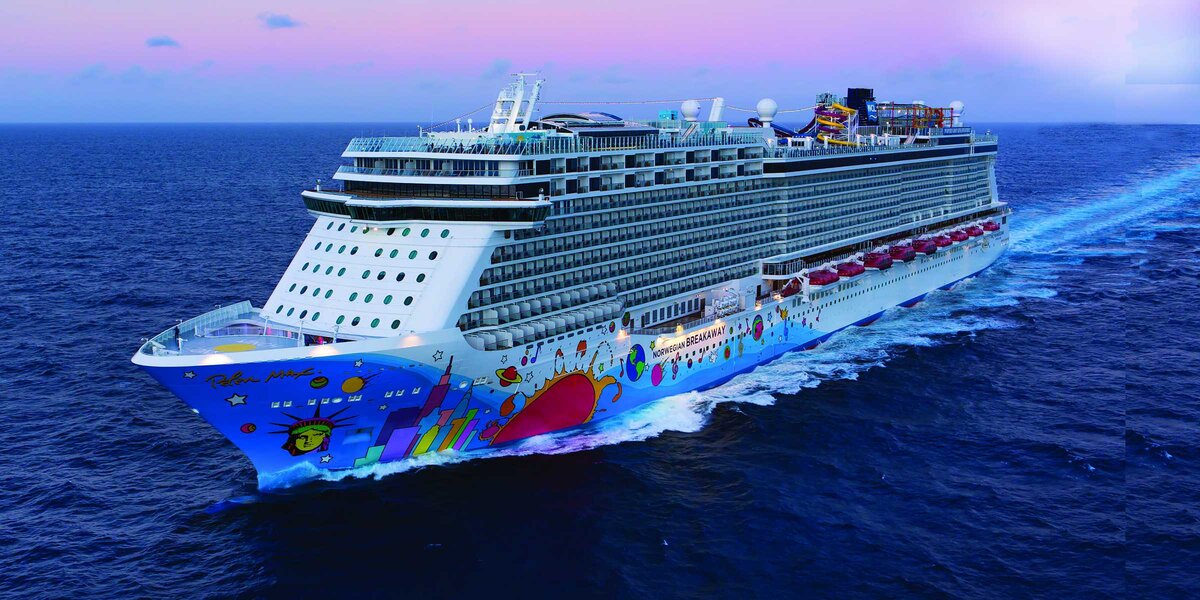 Норвежский круизный лайнер. Norwegian Breakaway лайнер. Круизный лайнер NCL. Norwegian Cruise line. Norwegian Cruise line корабли.