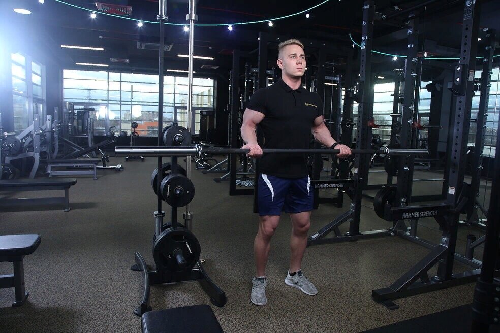 Восстановление организма - это возвращение физических параметров организма в норму, а также повышение адаптационных возможностей после выполнения физической работы. Следует подчеркнуть, что основная цель восстановления в бодибилдинге - это повышение физических параметров организма (объем мышц, силовые показатели) по сравнению с исходным уровнем.