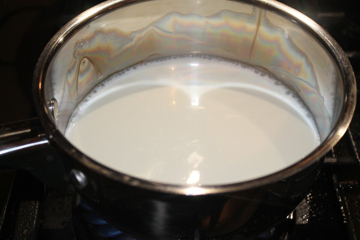 Теплое молоко - источник картинки (Яндекс картинки)