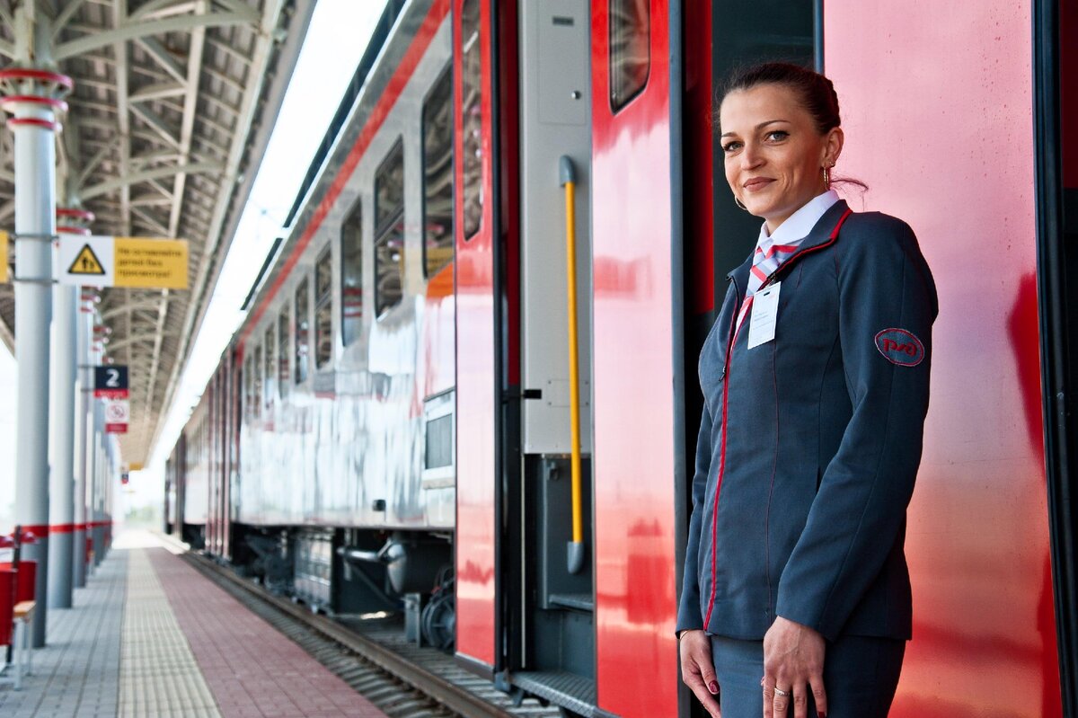 ржд лиц. российские железные дороги. форма проводника ржд. проводник поезда. работники ржд.