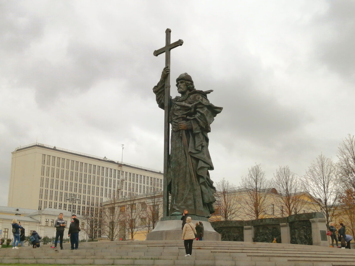 Памятник Владимиру Красно Солнышко в Москве, из личного архива