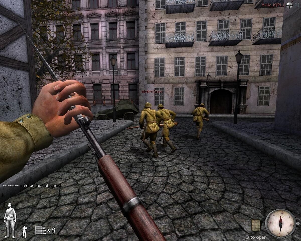 Игроку предоставляется возможность участвовать в реконструкции событий как за Красную Армию, так и за войска вермахта.