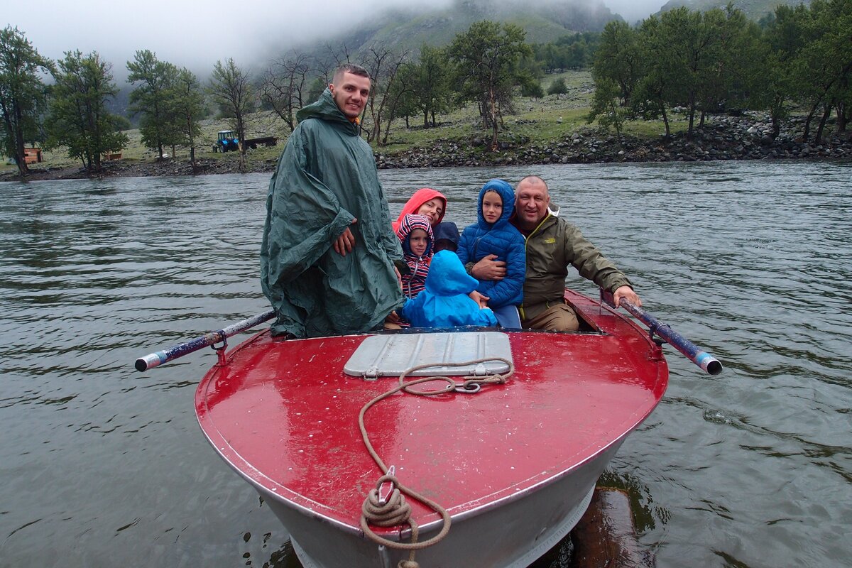 Переправа до каменных грибов