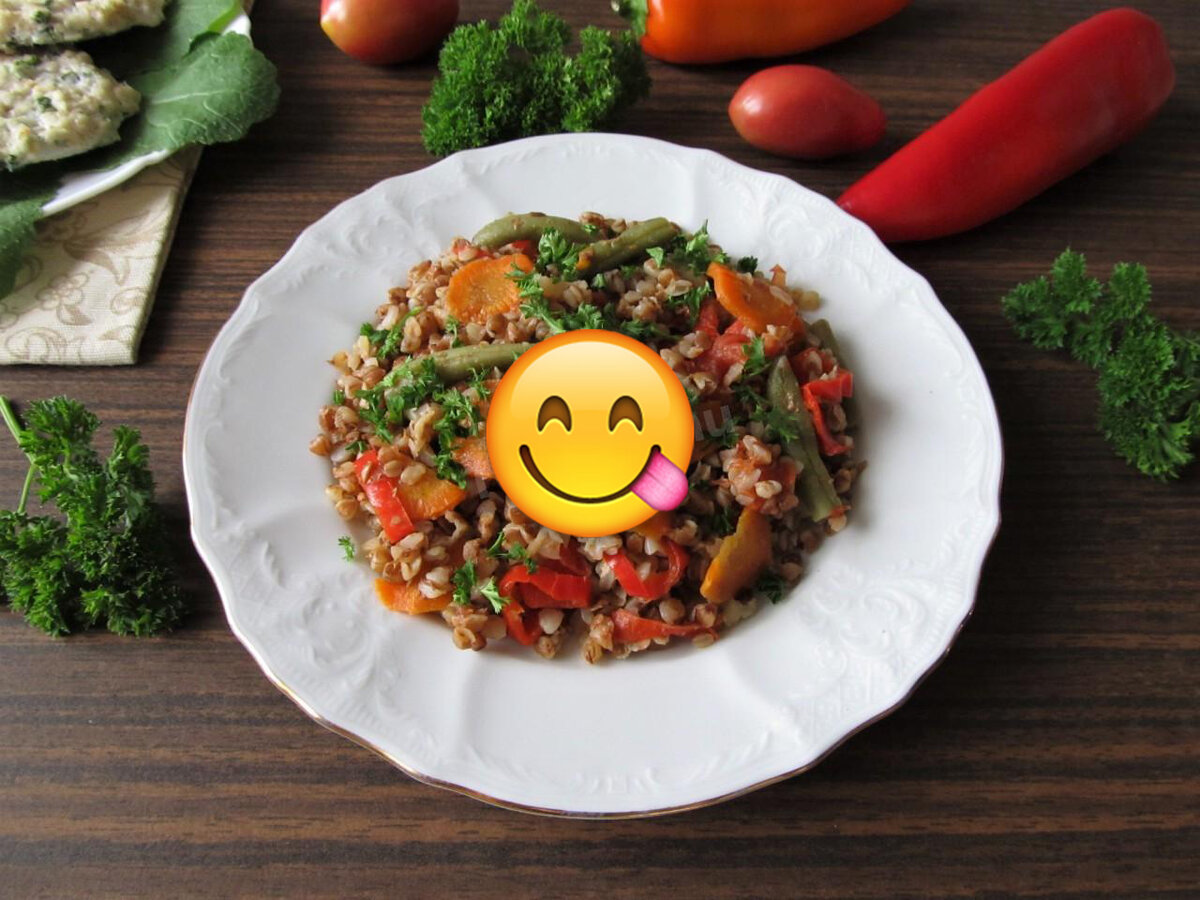 Фото взято здесь: https://1000.menu/cooking/29313-grechka-s-ovoshchami-na-skovorode
