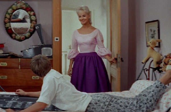 кадр из фильма "Здравствуй, грусть!" 1958