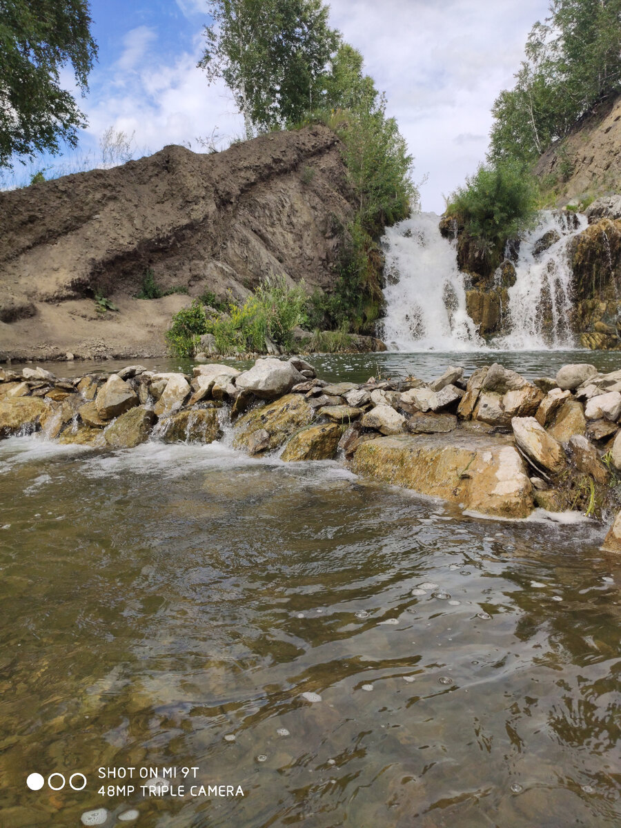 Беловский водопад. Июнь 2020 г.  Фото из личного архива.