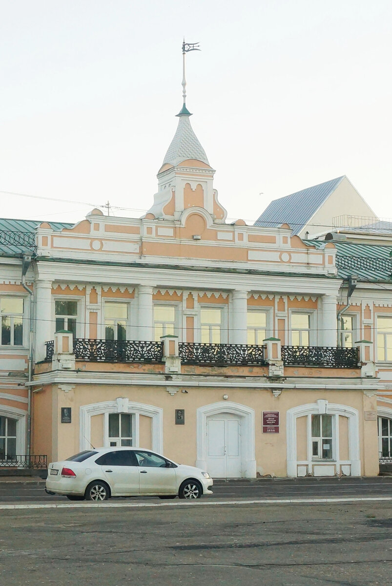 Чем примечательны здания на площади Возрождения и площади Революции в  Вологде | Анна Лебедева | Моя Россия | Дзен