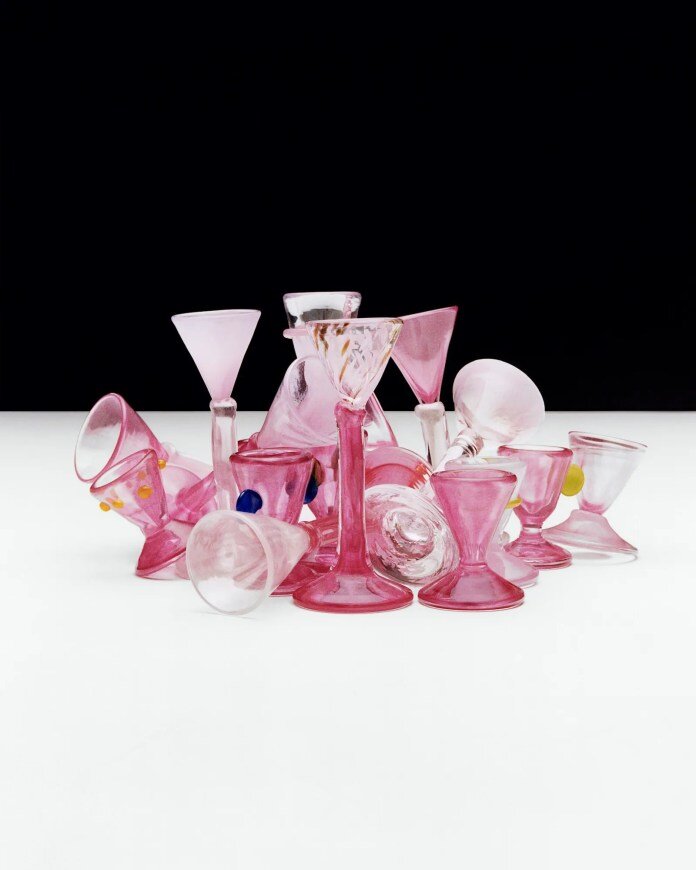 Бокалы для шотов и подставки для яиц Jacquemus