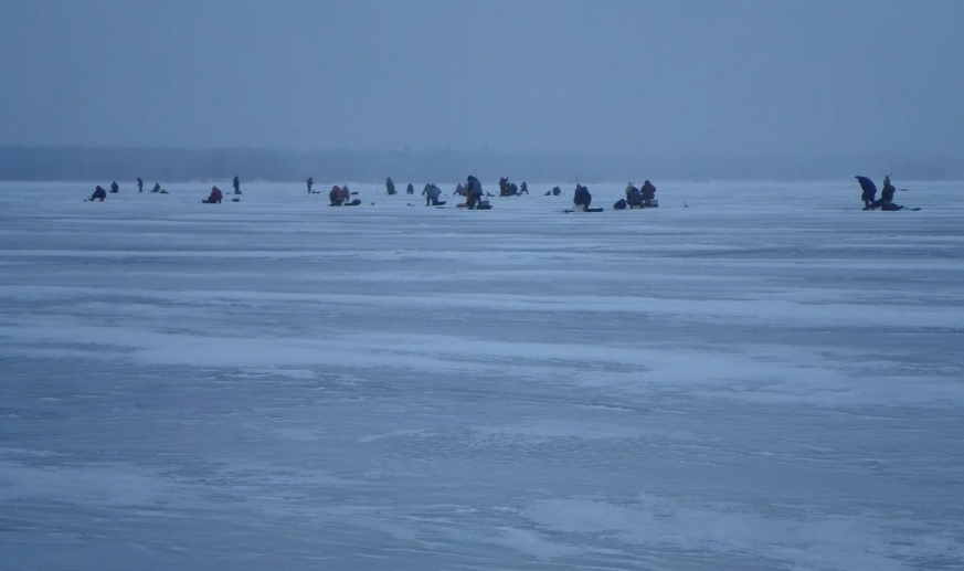 В толпу не иду. Ищу свою точку.