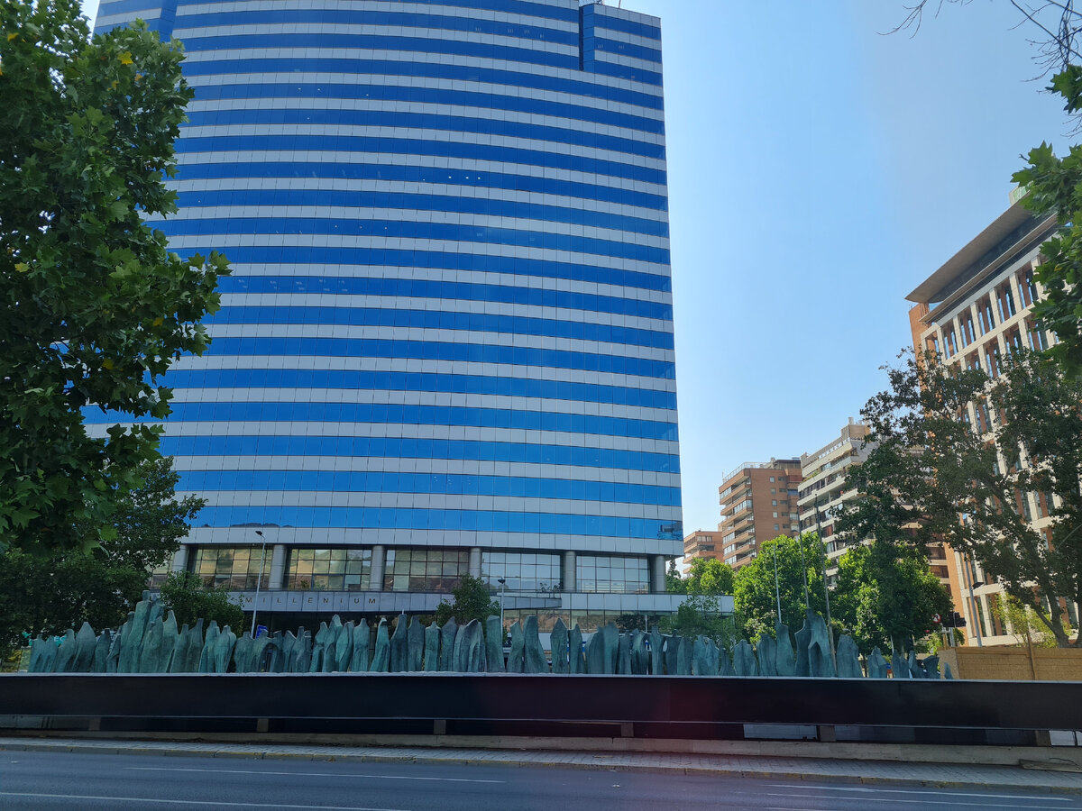 По пути в МИД