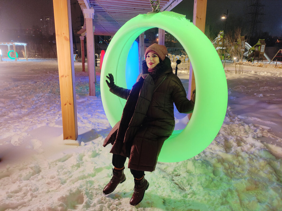 Всем привет! С вами Дизайнер и Блогер Яна Левашова. Всем желаю тёплой и комфортной зимы, не смотря на термометр :) Нет плохой погоды, есть неподходящая одежда.