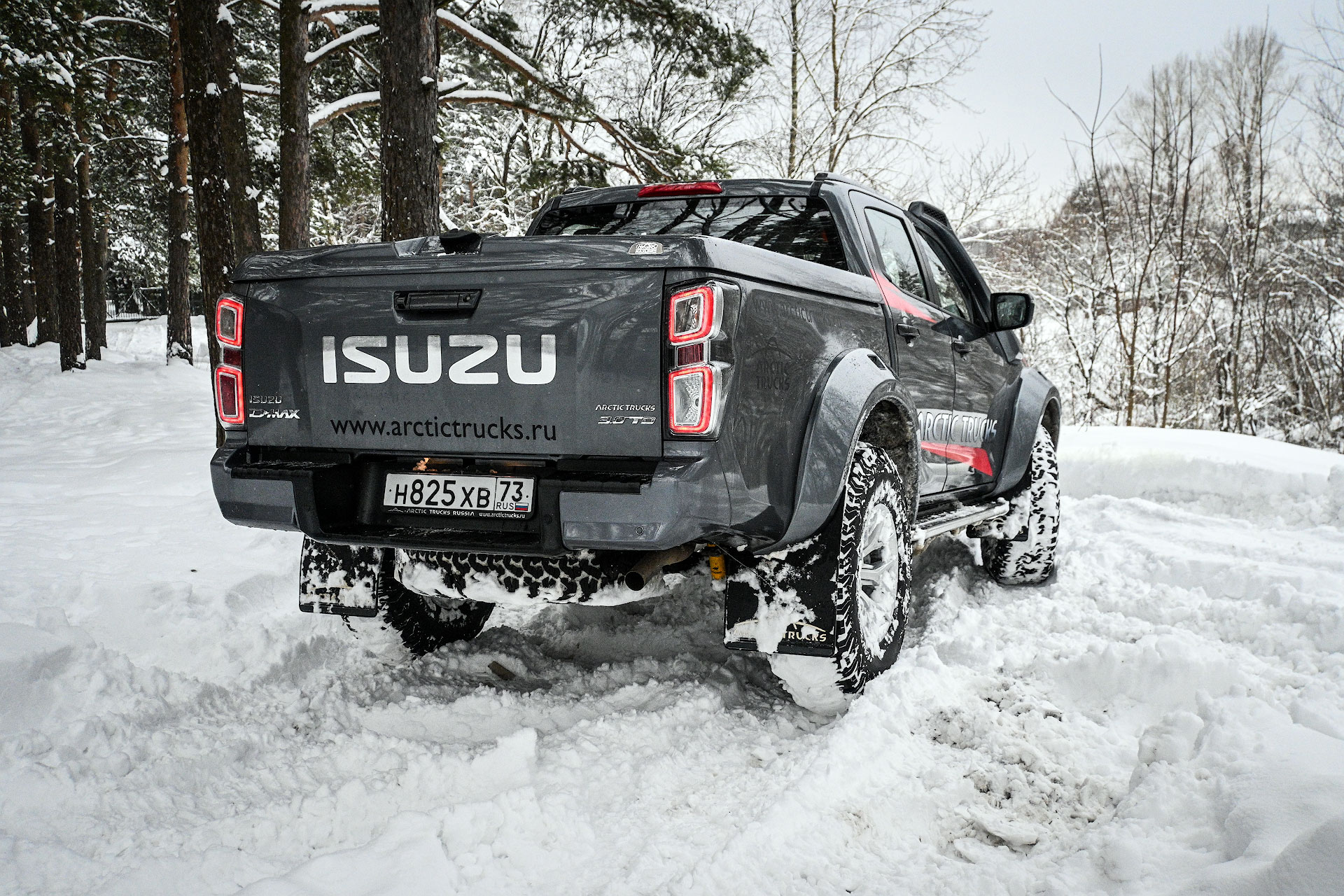 Пикап в законе на 35-х колесах. Проверил, насколько хорош ISUZU D-Max Arctic Trucks1