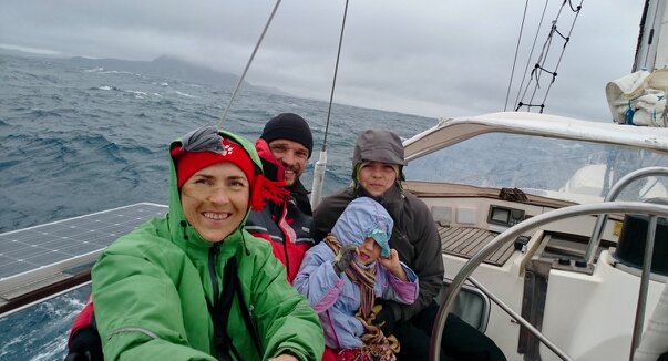 Несколько десятков гостей библиотеки смогли увидеть фотографии и видеоролики, снятые путешественниками во время экспедиций