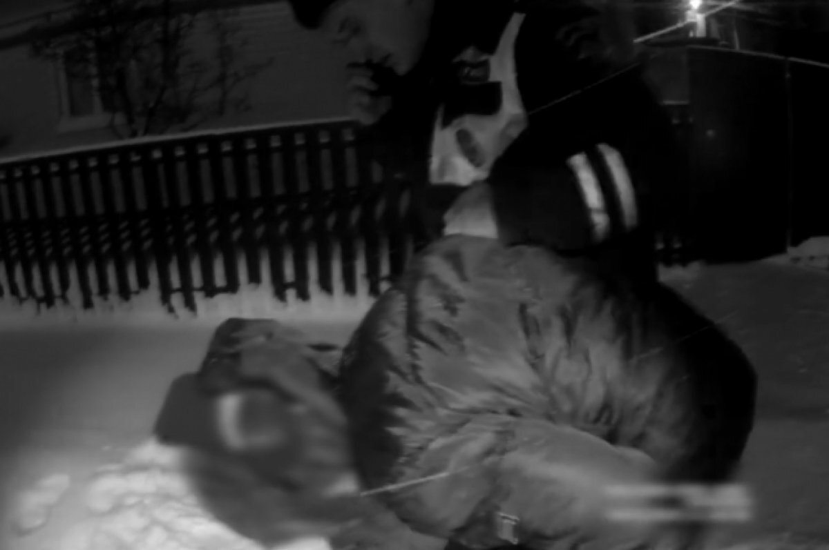    Житель Томской области попытался пронести домой больше 200 граммов конопли