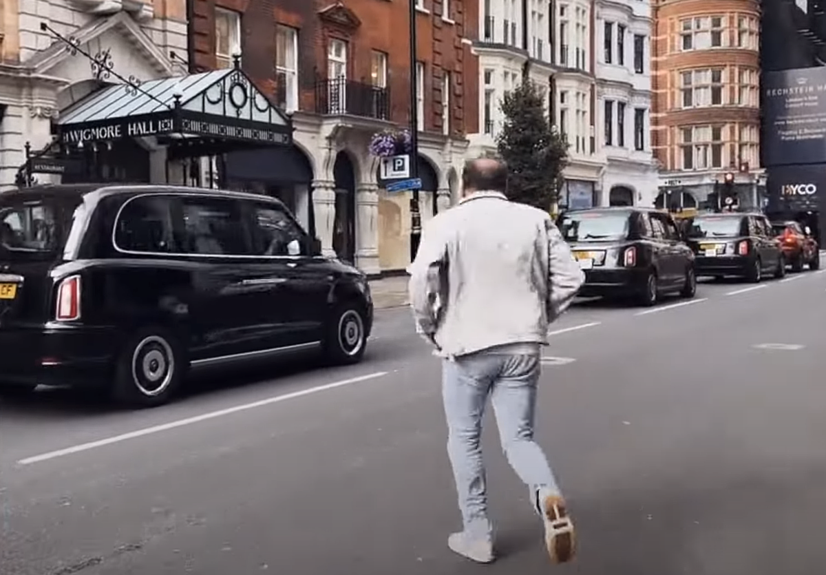 Беги, Миша, беги!