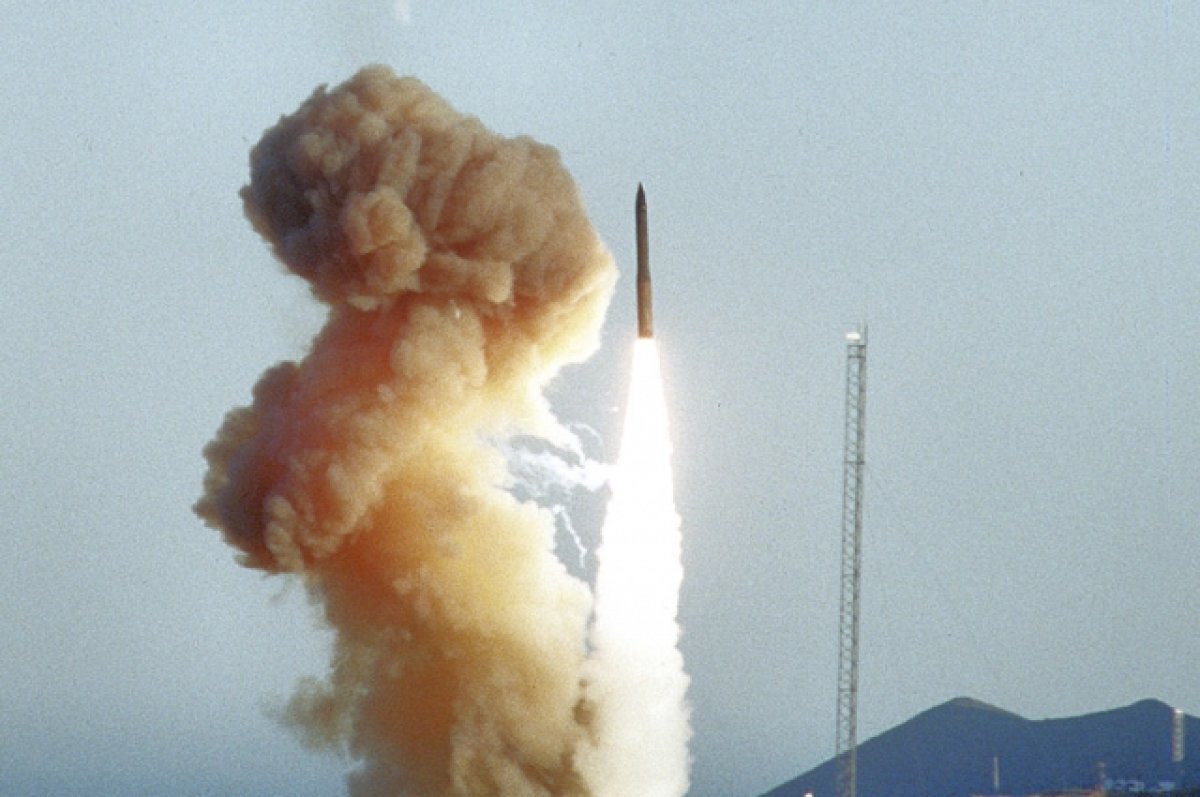    ВВС США опубликовали фото испытательного пуска МБР Minuteman III