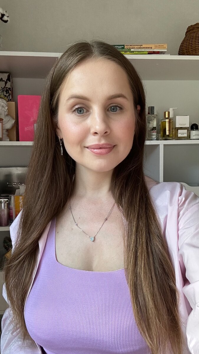 Сфоткалась для такой серьезной статьи