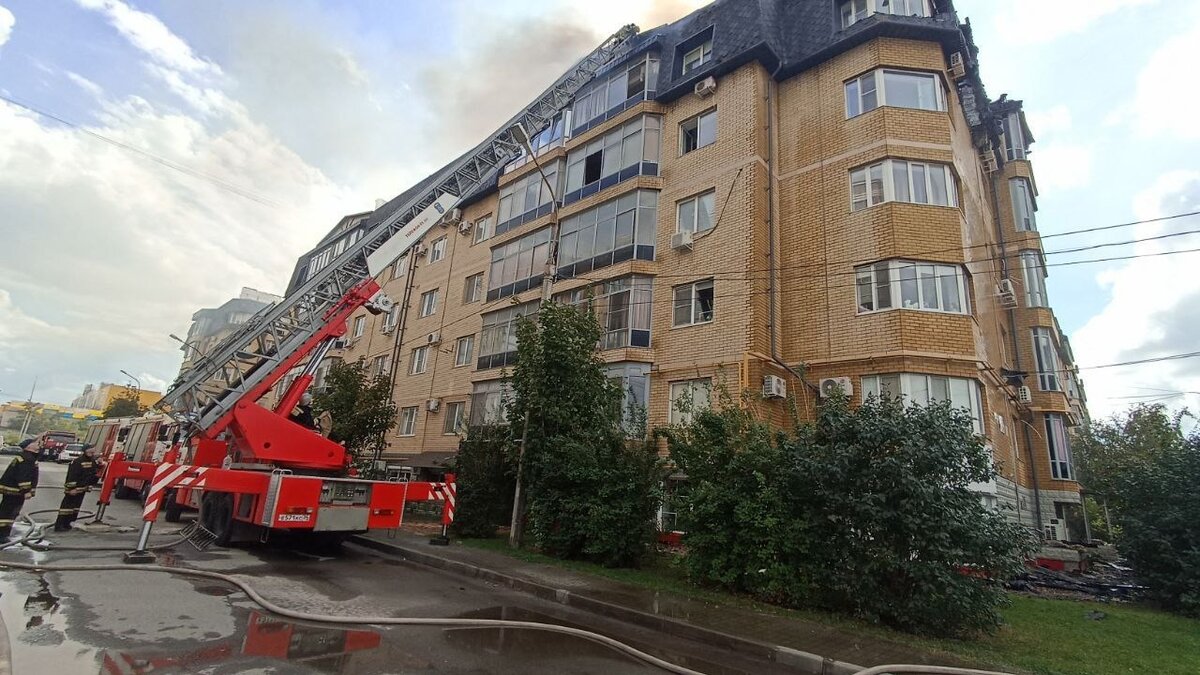 Пожар на «Бейкер Стрит» в Волгограде локализовали | НовостиВолгограда.ру |  Дзен