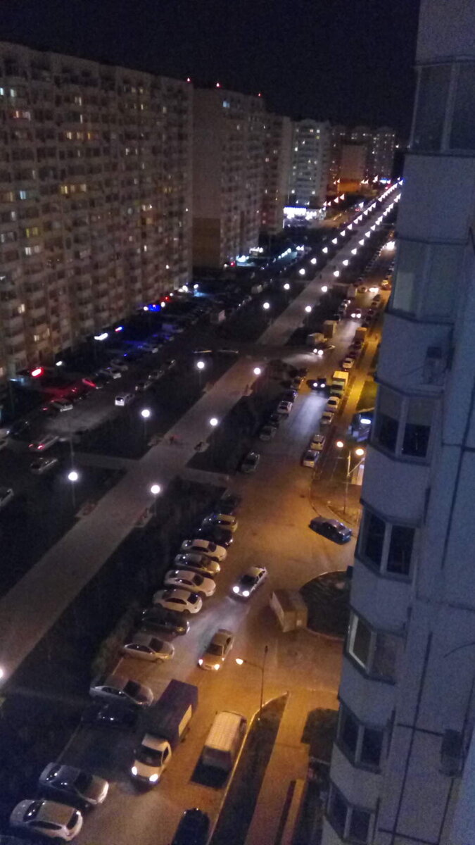 Старшей дочери 4 года, младшей 1,5. Начало 2000-х. 