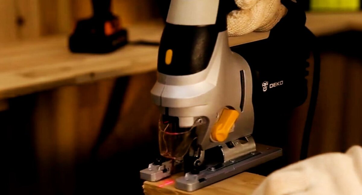 Электрический лобзик DEKO 800 Вт 