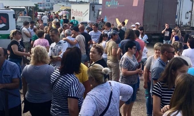 Собрание предпринимателей рынков 5-го километра Балаклавского шоссе. Фото: news-life.ru.  