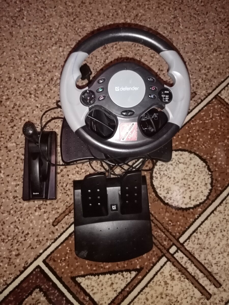Кому нужен игровой руль стоит 750рублей называется defender