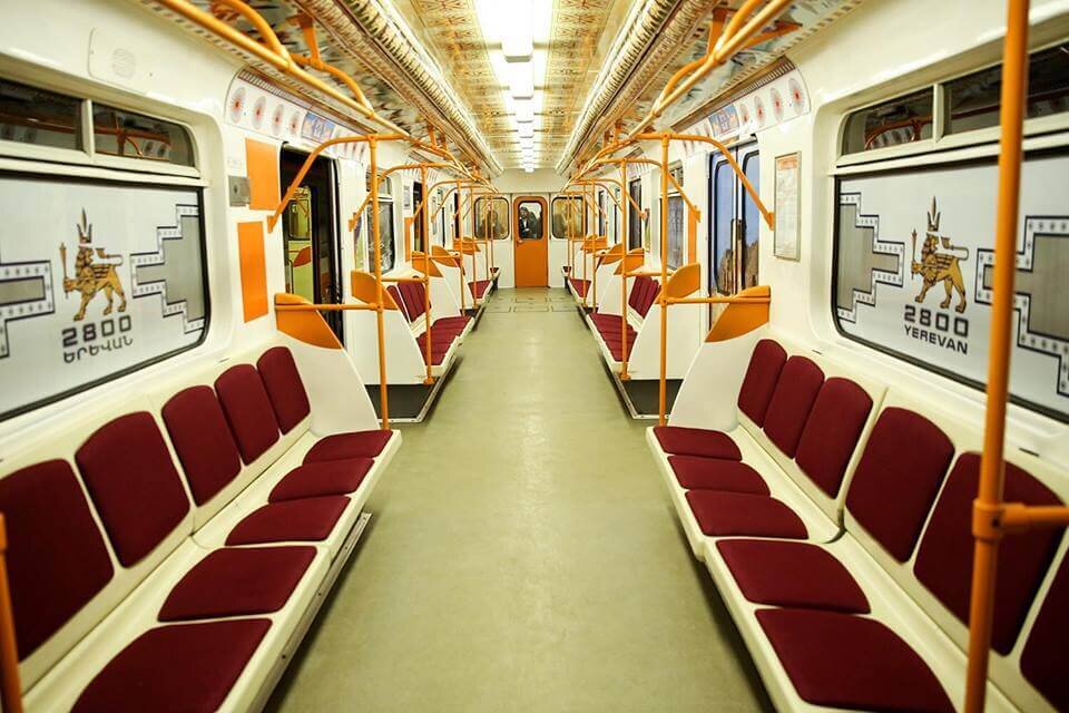 Метро в Ереване
