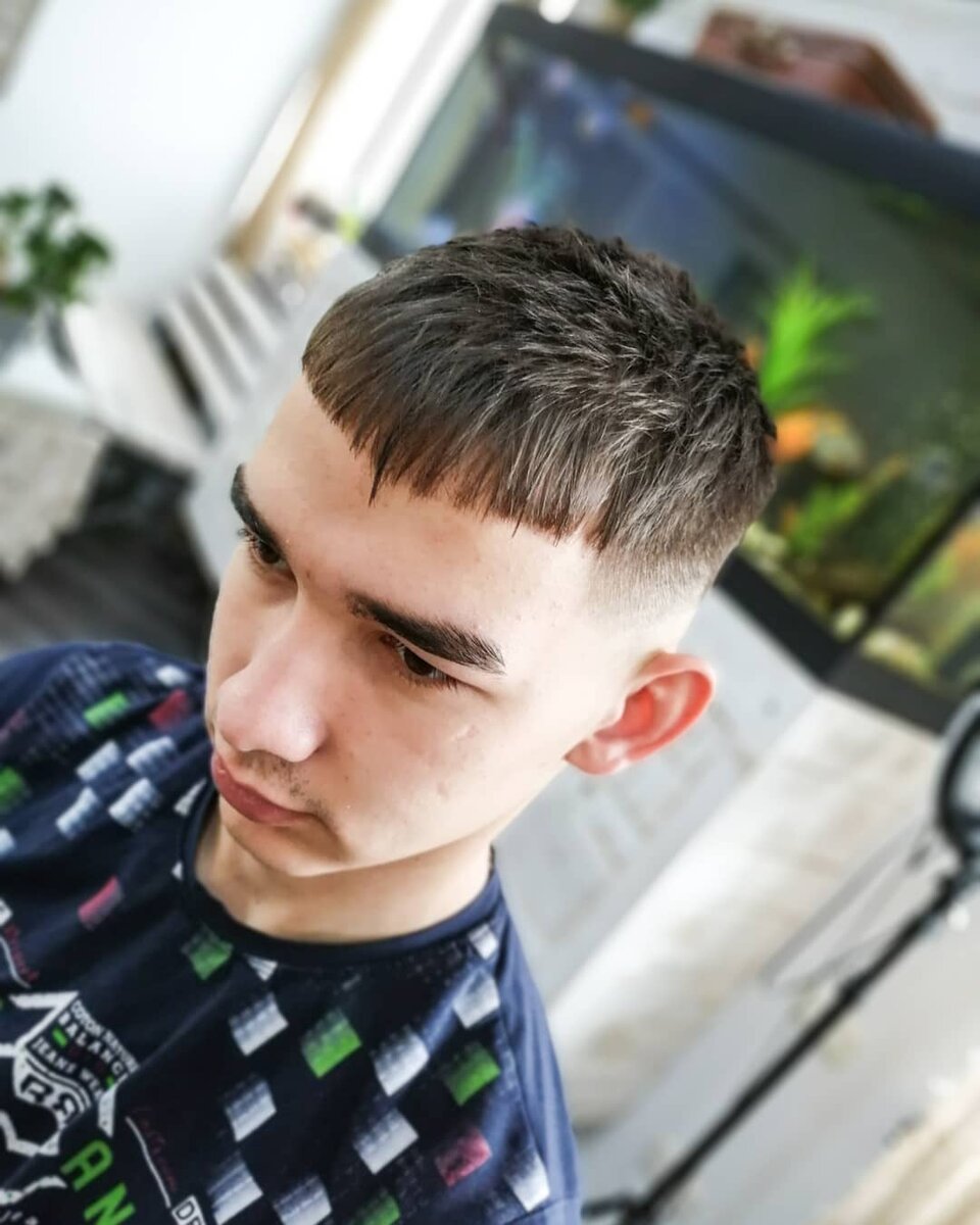 Стрижка "кроп" для брата (2020 год) 