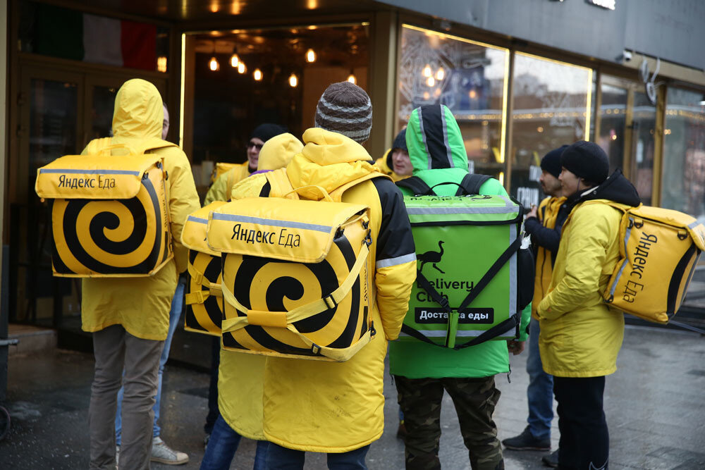 Кстати, вы за желтых или за зелёных?