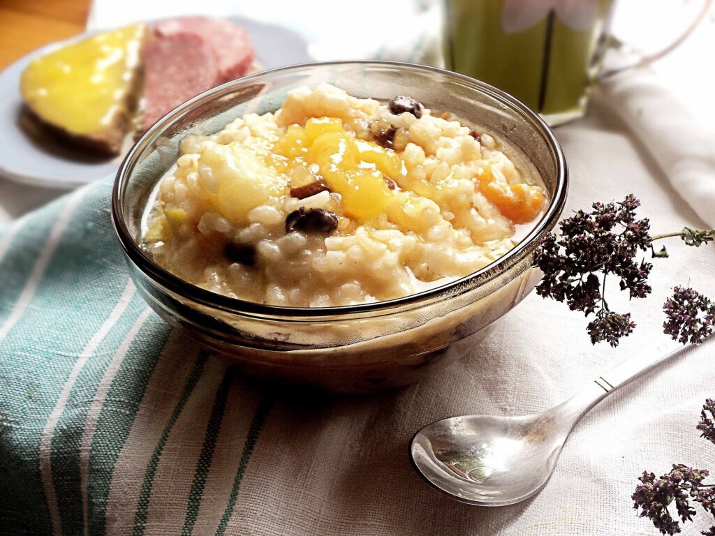 перлово рисовая каша. каша из просо. перловка с говядиной. пшенная каша горчит. перловая пшенная каша.