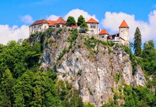 Бледский замок в Словении

