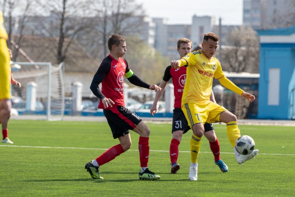 Бесплатный Спортивный Прогноз на матч СЛАВИЯ МОЗЫРЬ - ТОРПЕДО 09.05.2020 