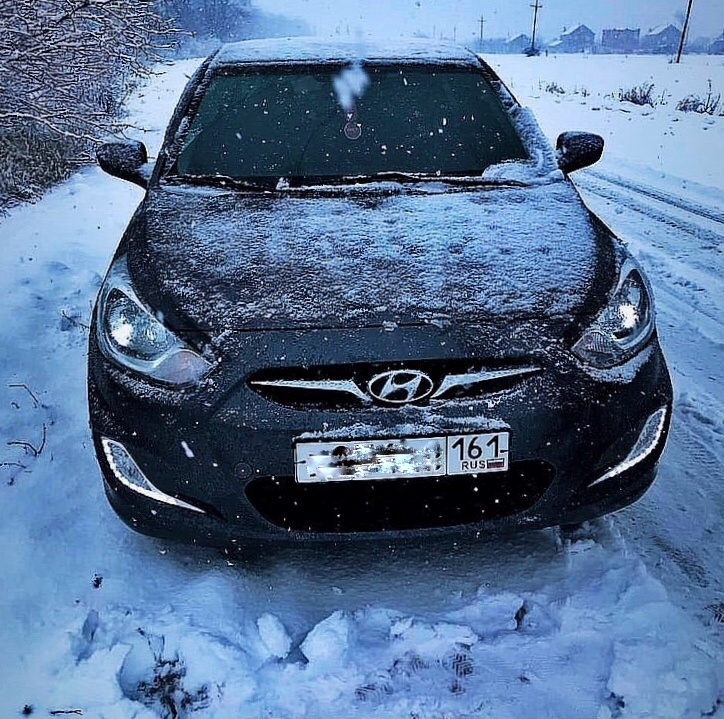 Hyundai Solaris зимой . 